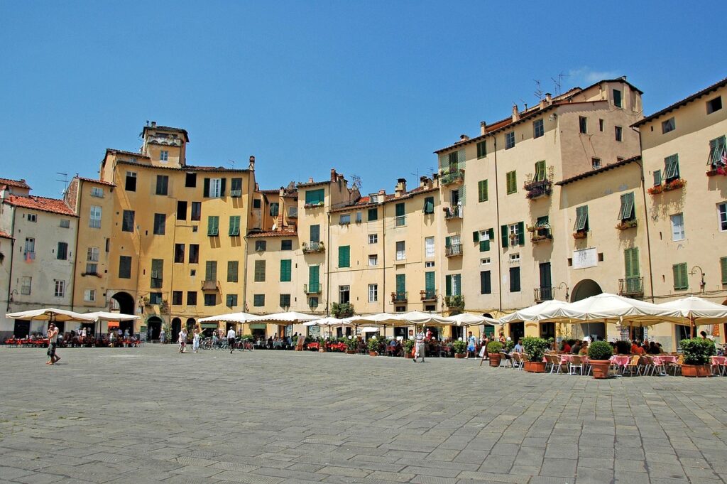 piazza dell'Anfiteatro